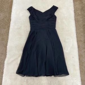 Adrianna Papell Cocktail dress size 10 off the shoulder